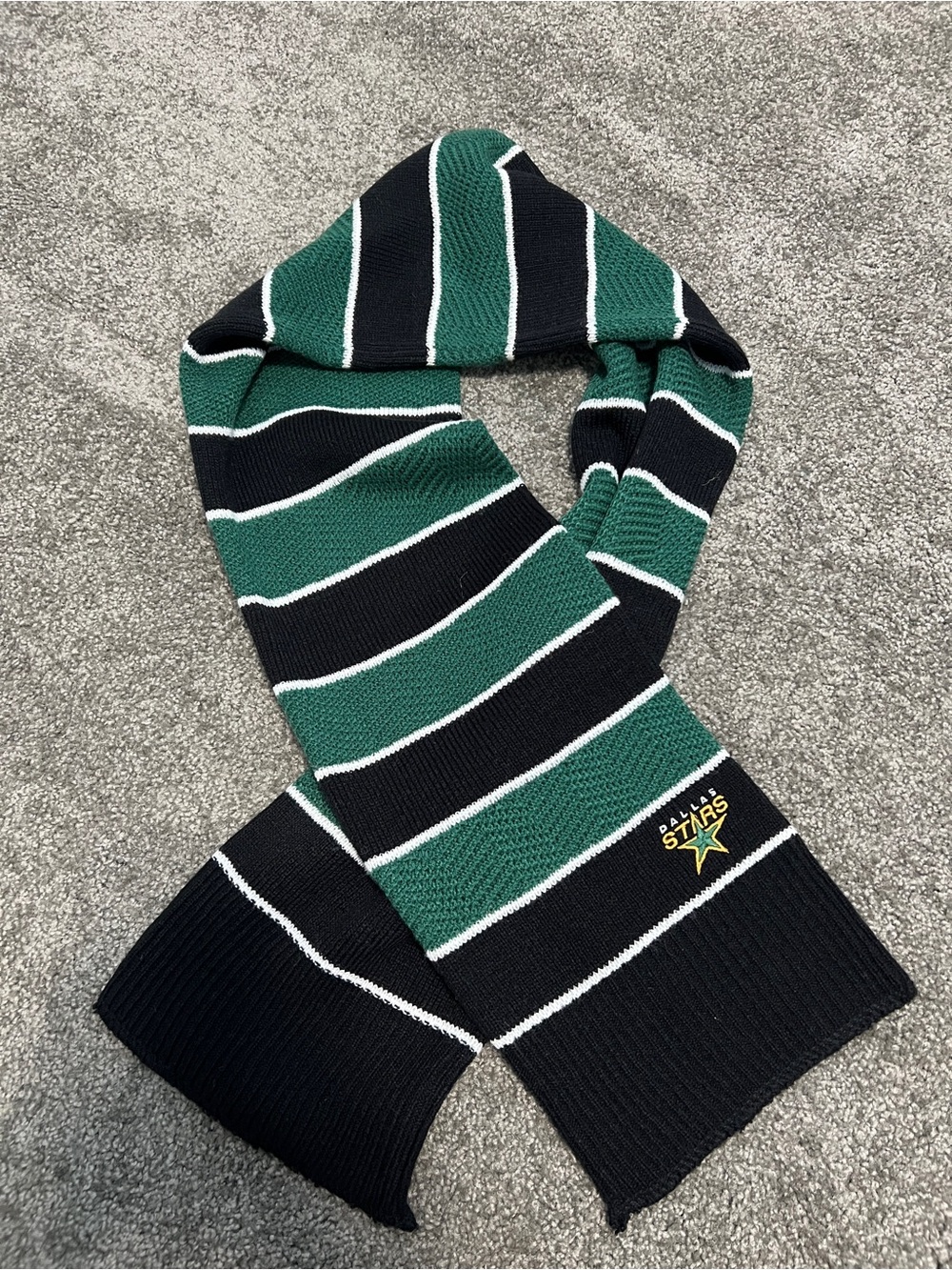 Dallas Stars Black & Green Striped Knit Scarf